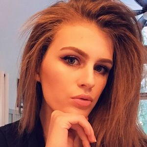 Meet your Posher, Abigail